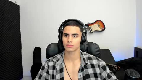 zenzhu online show from 04-13-26, 11:59