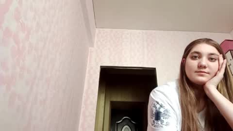 zeniabrossoit online show from 03-21-26, 08:41