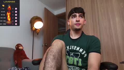 Snapshot of zenn_rush chatting on 01-08-25, 12:26 Zenn online show from 01-08-25, 12:26