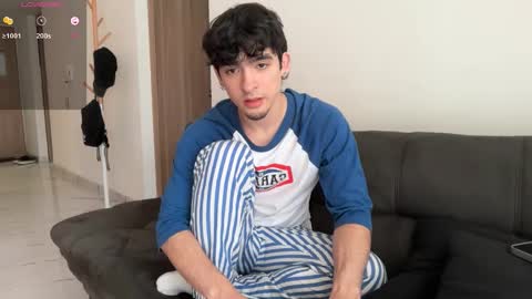 Snapshot of zenn_rush chatting on 09-25-25, 12:53 Zenn online show from 09-25-25, 12:53