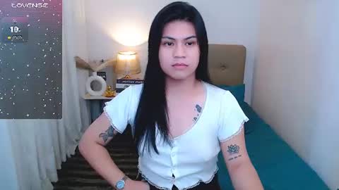 zephyraaaaa online show from 07-27-26, 02:57
