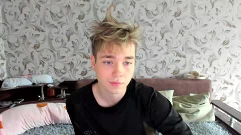 Ethan online show from 05-17-26, 02:42