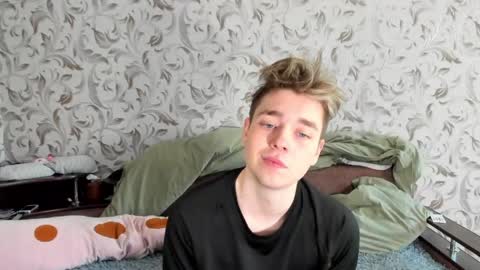 Ethan online show from 05-18-26, 03:02