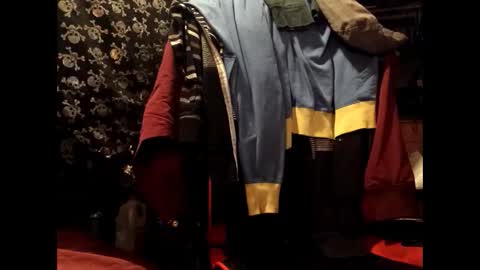 Snapshot of zeroandhero chatting on 01-13-25, 01:28 zero online show from 01-13-25, 01:28