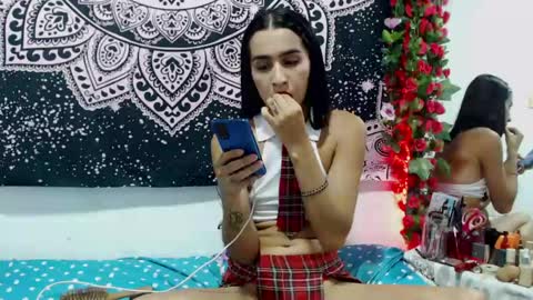 zeus693769 online show from 06-19-26, 02:38