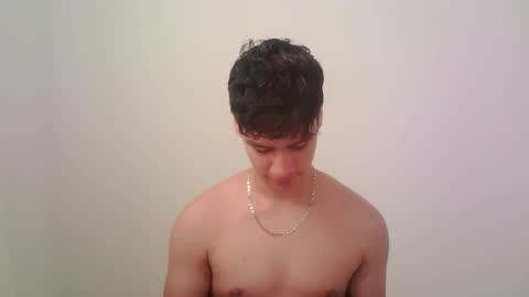 Snapshot of zeus_183 chatting on 10-19-25, 02:50 zeus_183 online show from 10-19-25, 02:50