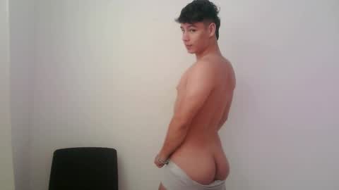 Snapshot of zeus_183 chatting on 11-26-25, 12:39 zeus_183 online show from 11-26-25, 12:39