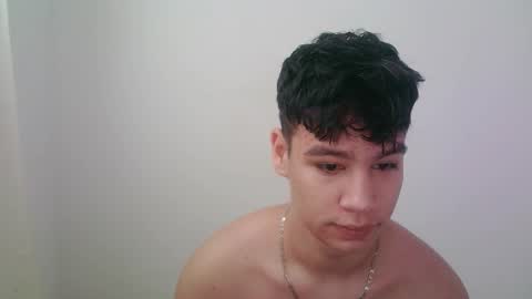 Snapshot of zeus_183 chatting on 12-02-25, 12:54 zeus_183 online show from 12-02-25, 12:54