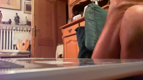 Snapshot of zevioo77 chatting on 09-30-25, 05:18 zevioo77 online show from 09-30-25, 05:18