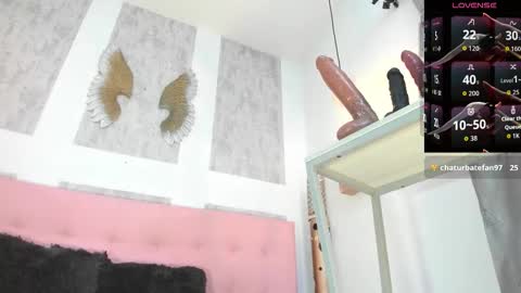 ZHAMIRA  ANDRES online show from 02-10-26, 10:58