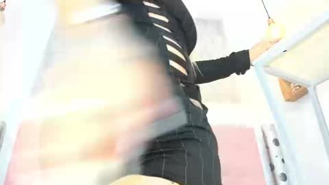 ZHAMIRA  ANDRES online show from 03-19-26, 10:03