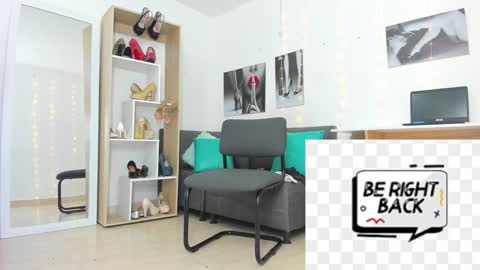 Snapshot of zhara_becherovka chatting on 12-12-24, 03:27 Zhara online show from 12-12-24, 03:27