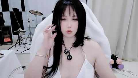 zhen online show from 04-10-26, 08:46