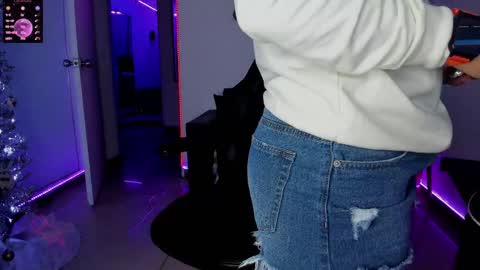 zhoestrong online show from 01-07-25, 01:49