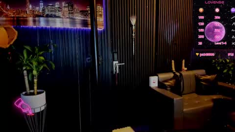 zhoestrong online show from 03-04-25, 03:11