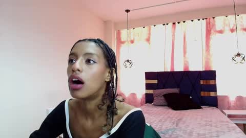 Zia Green online show from 02-05-25, 03:20