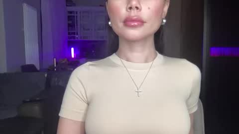 Nensi online show from 11-29-25, 06:22