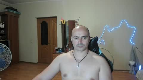 Ziesh online show from 05-27-26, 04:26