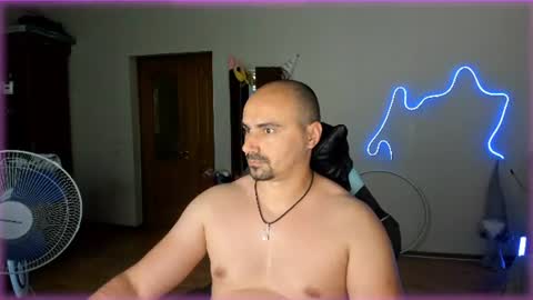 Snapshot of ziesh chatting on 06-15-26, 04:20 Ziesh online show from 06-15-26, 04:20