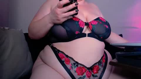 zinacorleone online show from 12-17-25, 07:31