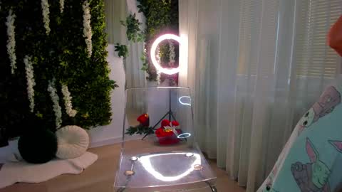 Snapshot of zinasquirts chatting on 02-26-25, 07:31 Galli online show from 02-26-25, 07:31