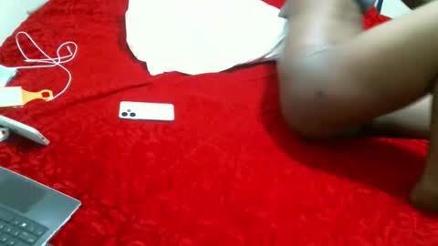 Miss Zindzi online show from 05-19-26, 07:47