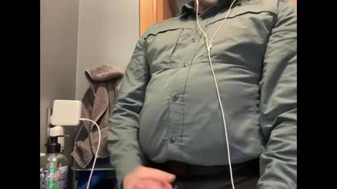 Snapshot of zinger283069 chatting on 02-12-25, 08:40 zinger283069 online show from 02-12-25, 08:40