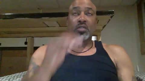Snapshot of zionlion22 chatting on 05-18-26, 01:45 zionlion22 online show from 05-18-26, 01:45
