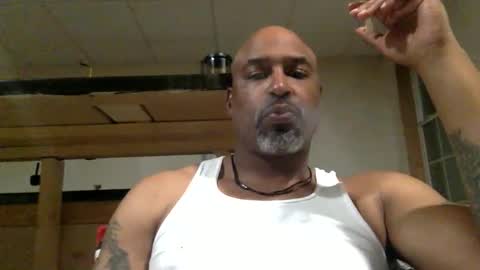 Snapshot of zionlion22 chatting on 06-03-26, 01:52 zionlion22 online show from 06-03-26, 01:52