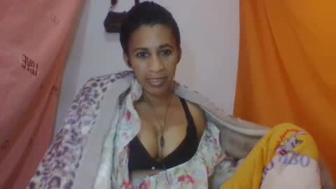 Snapshot of zittaa chatting on 07-09-26, 01:09 zittaa online show from 07-09-26, 01:09