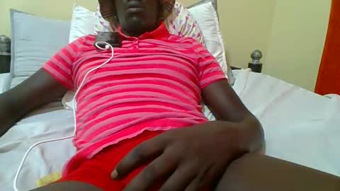 Zlatann2012 online show from 01-13-26, 08:47