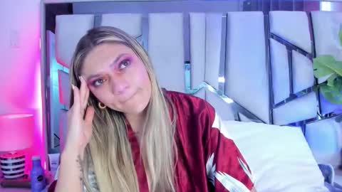 Snapshot of zoe__harper chatting on 11-20-25, 06:18 zoe__harper online show from 11-20-25, 06:18