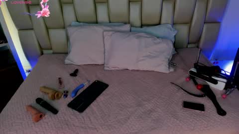 Your new obsession online show from 04-20-26, 12:19