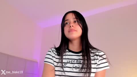 Snapshot of zoe_blake18 chatting on 12-02-24, 09:17 Zoe online show from 12-02-24, 09:17