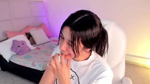 Snapshot of zoe_blake18 chatting on 12-13-24, 09:41 Zoe online show from 12-13-24, 09:41