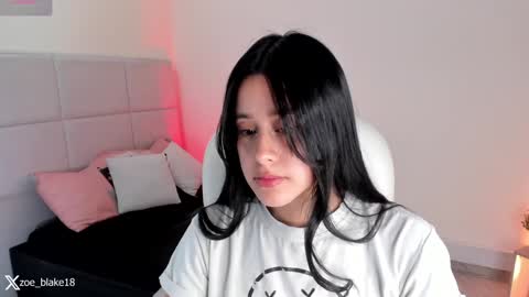 Snapshot of zoe_blake18 chatting on 02-02-25, 02:56 Zoe online show from 02-02-25, 02:56