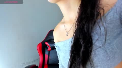 Z O E online show from 04-13-26, 08:47