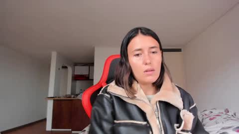 Snapshot of zoe_jeane_beker chatting on 02-03-25, 10:32 ZOE online show from 02-03-25, 10:32