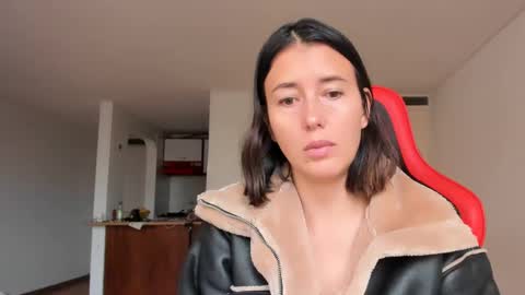 Snapshot of zoe_jeane_beker chatting on 02-17-25, 10:14 ZOE online show from 02-17-25, 10:14