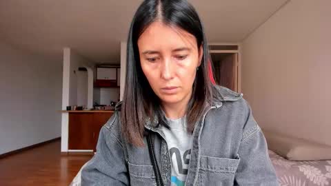 Snapshot of zoe_jeane_beker chatting on 09-24-25, 09:07 ZOE online show from 09-24-25, 09:07