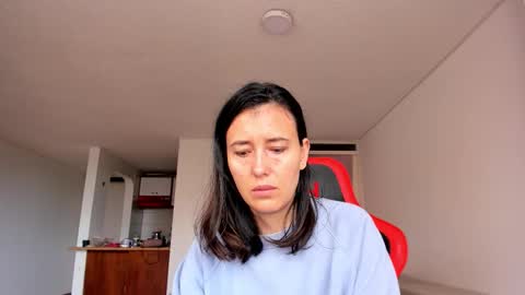 Snapshot of zoe_jeane_beker chatting on 10-05-25, 07:01 ZOE online show from 10-05-25, 07:01