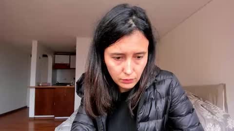 Snapshot of zoe_jeane_beker chatting on 10-15-25, 07:47 ZOE online show from 10-15-25, 07:47