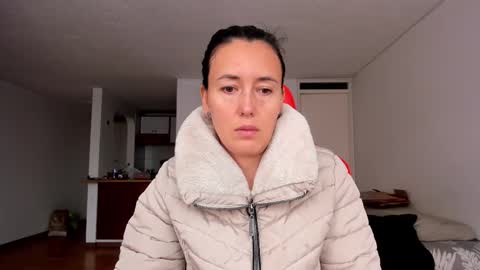 Snapshot of zoe_jeane_beker chatting on 12-02-25, 09:32 ZOE online show from 12-02-25, 09:32