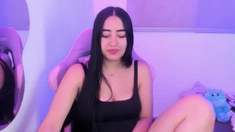 zoe_jones7 online show from 03-09-26, 02:26