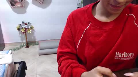 ZOE online show from 12-22-25, 04:09