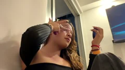 ZOE online show from 04-19-26, 09:41