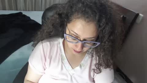 Snapshot of zoe_koller chatting on 09-23-25, 12:52 Zoe Koller online show from 09-23-25, 12:52