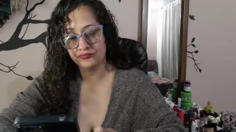 Snapshot of zoe_koller chatting on 09-29-25, 11:15 Zoe Koller online show from 09-29-25, 11:15