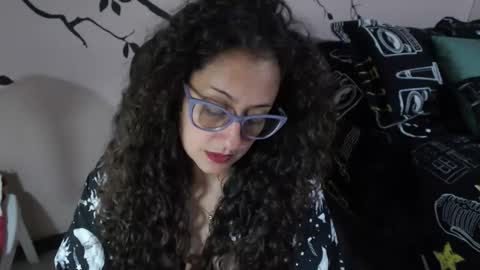 Snapshot of zoe_koller chatting on 10-22-25, 10:59 Zoe Koller online show from 10-22-25, 10:59