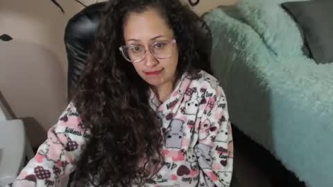 Snapshot of zoe_koller chatting on 11-16-25, 11:32 Zoe Koller online show from 11-16-25, 11:32